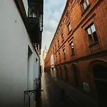 Suites Berrueta , Plaza Mayor By Albany