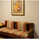 Luengo House