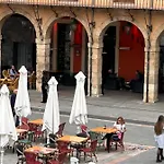 Plaza Mayor Leon - Bohemia