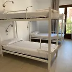 Palacio Real Hostel