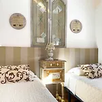 Oak Palace Oakplacescom