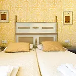 Oak Palace Oakplacescom