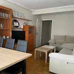 Oak Flat - 4 Habitaciones, 2 Banos, Terrazas-