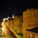Apartamento La Muralla - Leonapartamentos