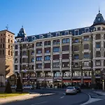 Housingleon Gaudi Suites