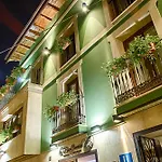 Le Petit León