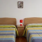Hostal Bayón