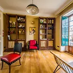 Hostel Covent Garden By Gaiarooms