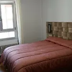 LARGE SUITE 90m2 LEÓN CENTRO