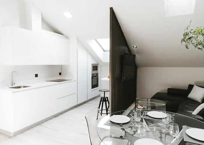 Apartamentos MK77 León - Atiko