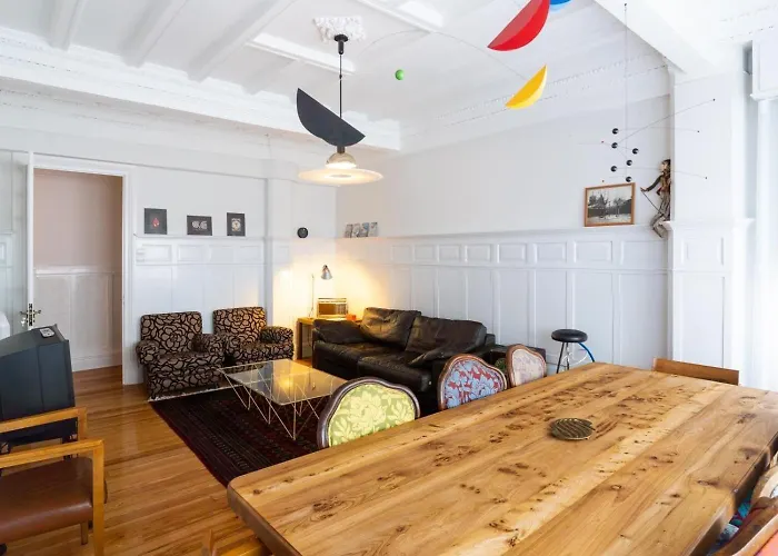 Housingleon Gaudi Suites