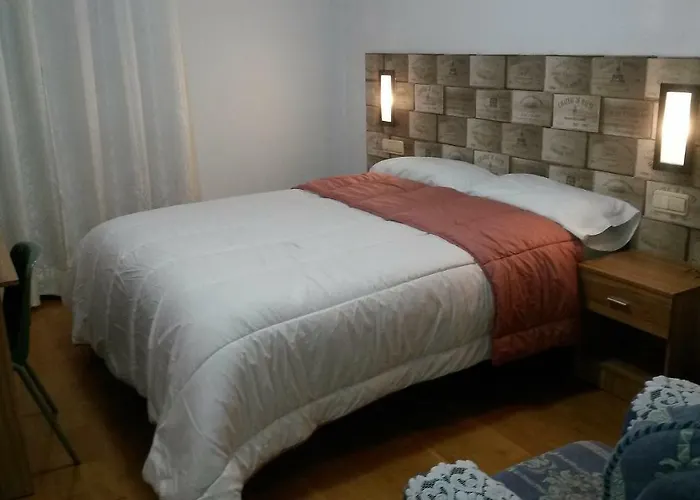 LARGE SUITE 90m2 LEÓN CENTRO