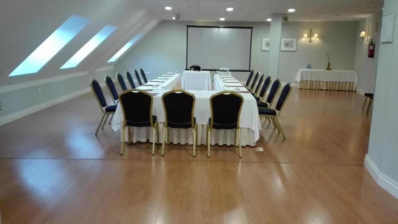 Hotel Fc Infantas De León