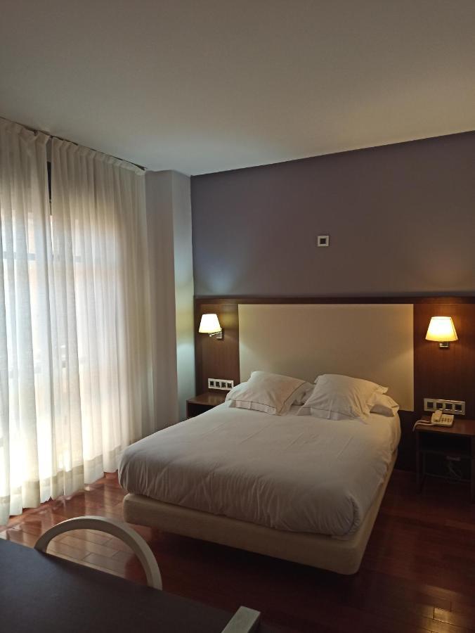 Hotel Arva Paris León