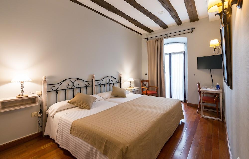 Hotel Alda Vía 3*