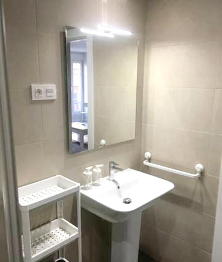 Apartamento Charming In Historic Centre 35 M² Close To Amenities *