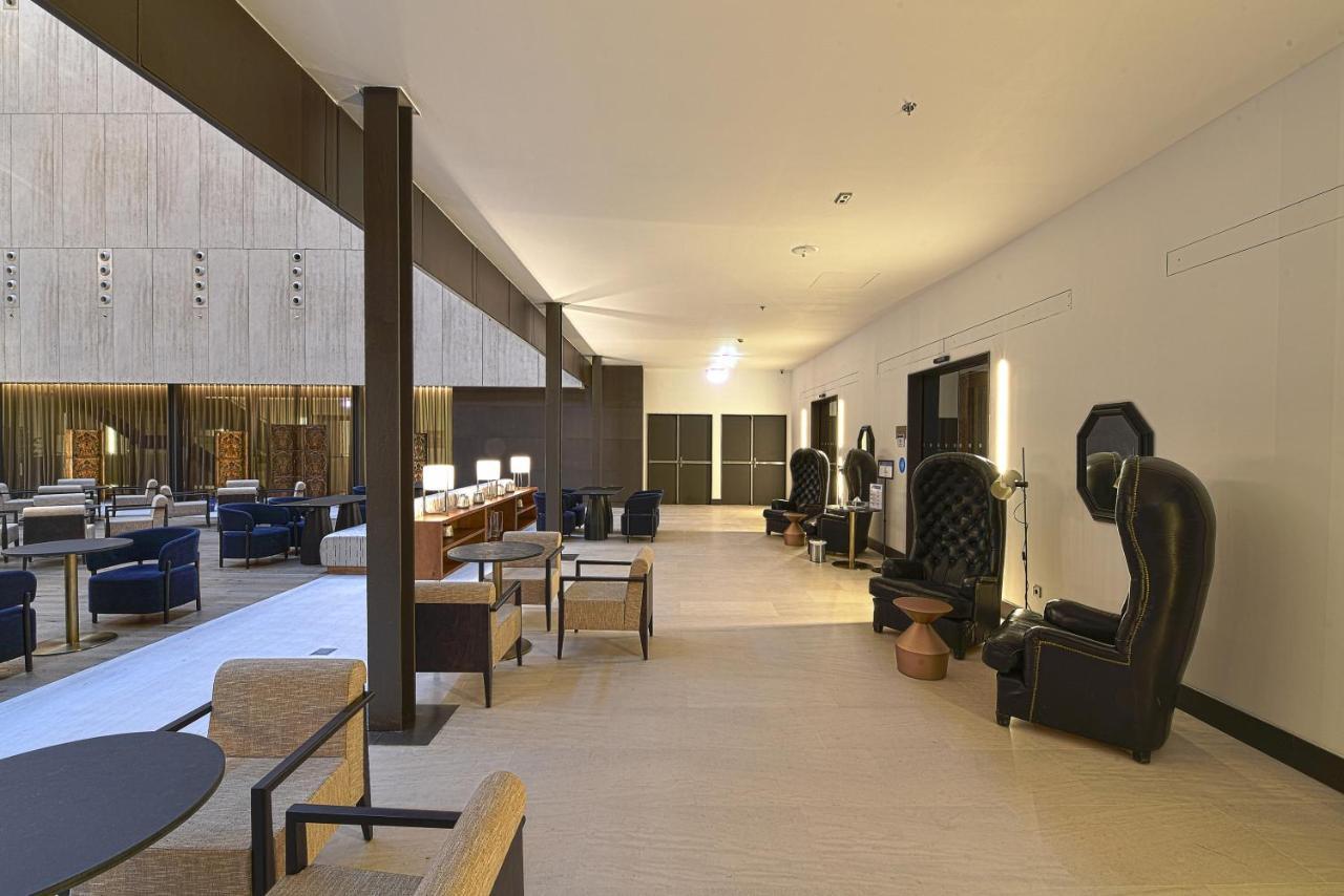 De Turismo De Hotel Leon