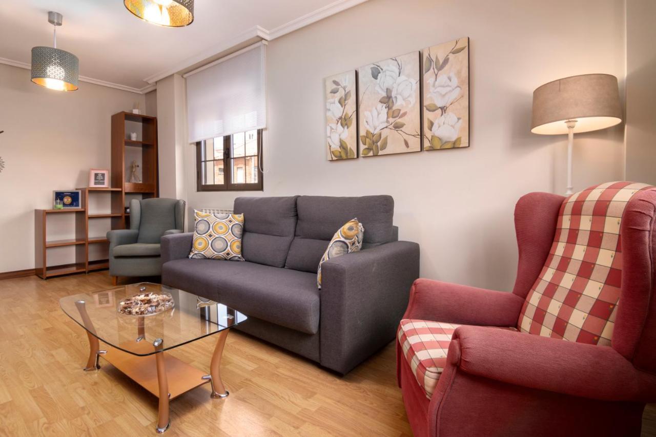 Cano Badillo - Plaza Mayor - Leonapartamentos Apartment
