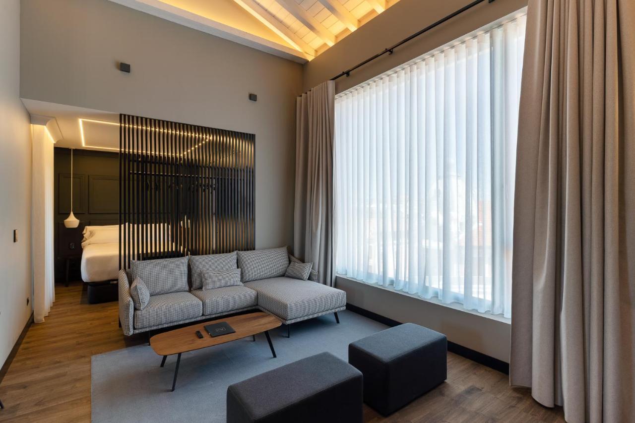 Mauro Apartahotel *