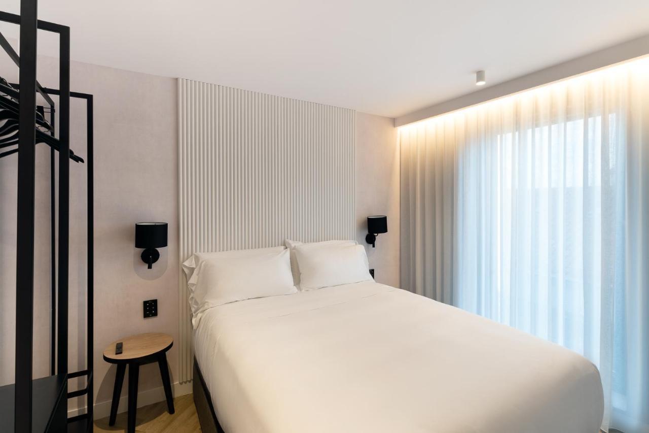 Mauro Apartahotel