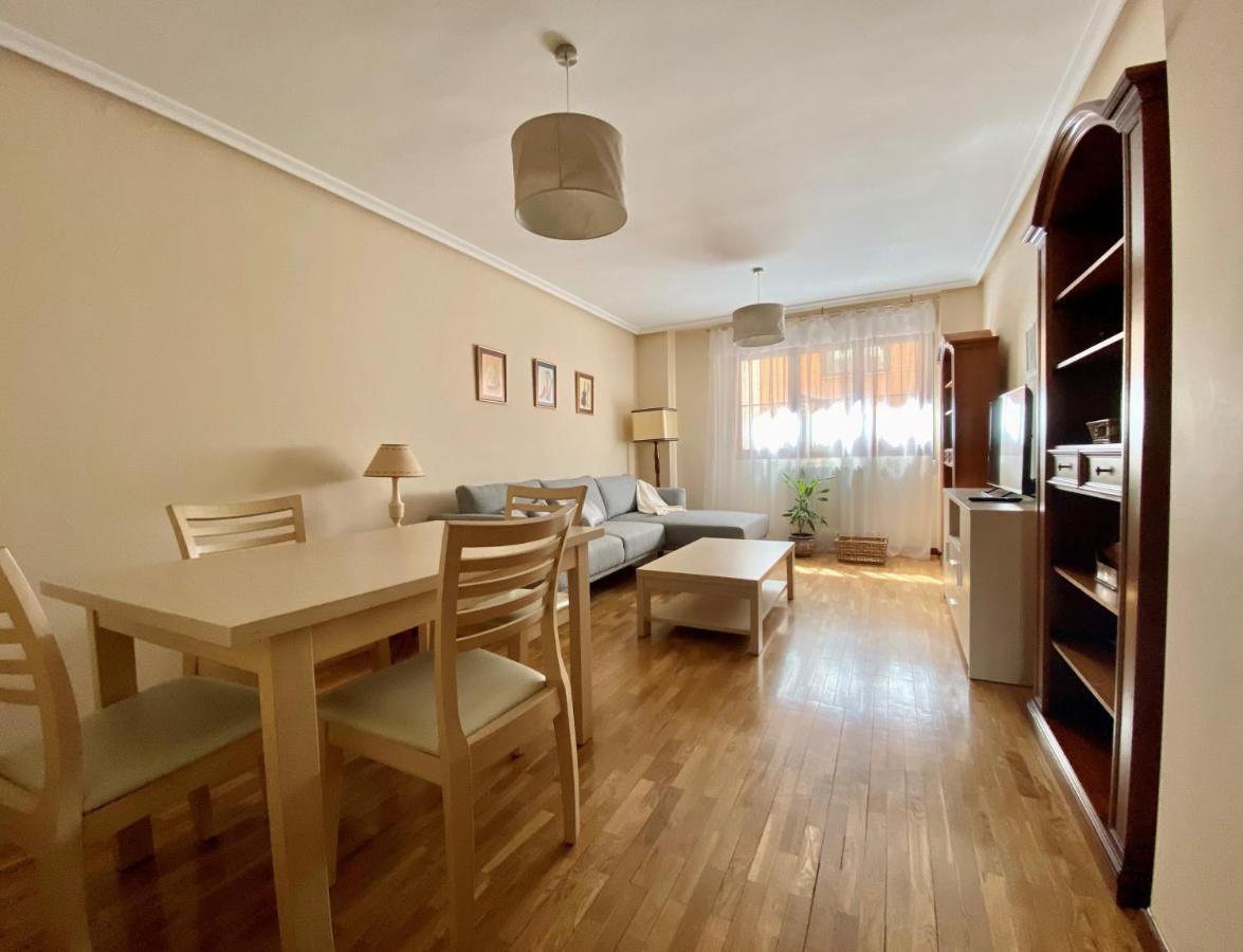 Apartamento Piso Con Patio A 50 Metros De La Catedral León