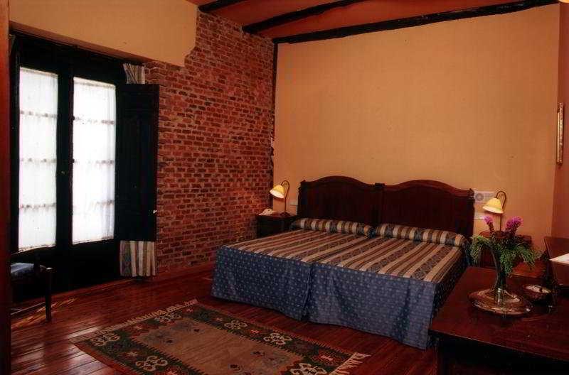 Hotel La Regia 3*