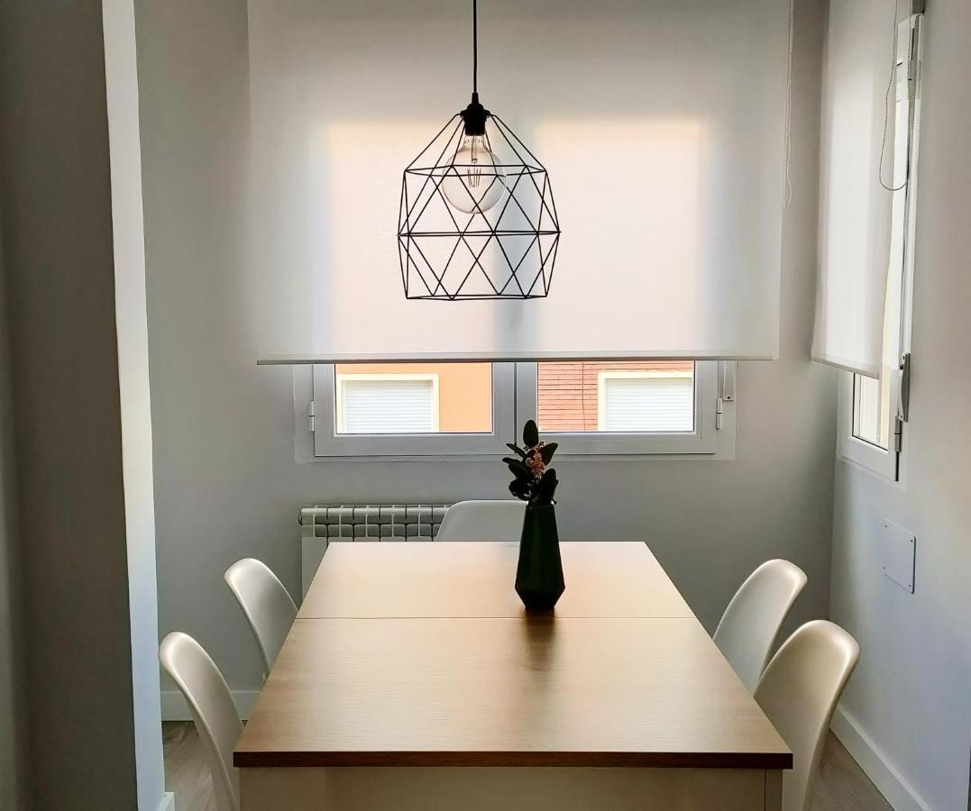 Apartment Housingleon Velarde Leon