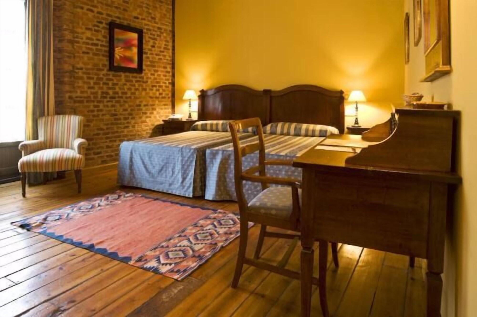 Hotel La Regia 3*