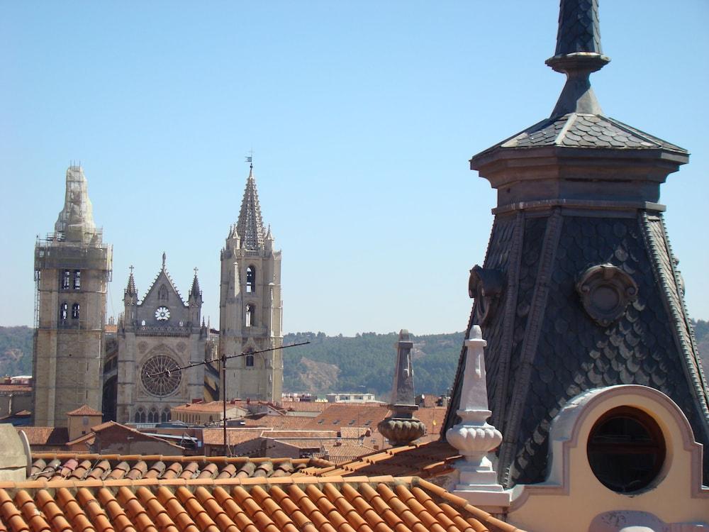 Occidental Alfonso V 4* León