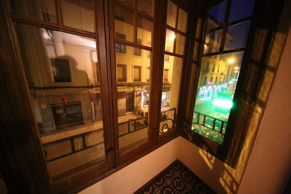 Alda Centro Hostel *