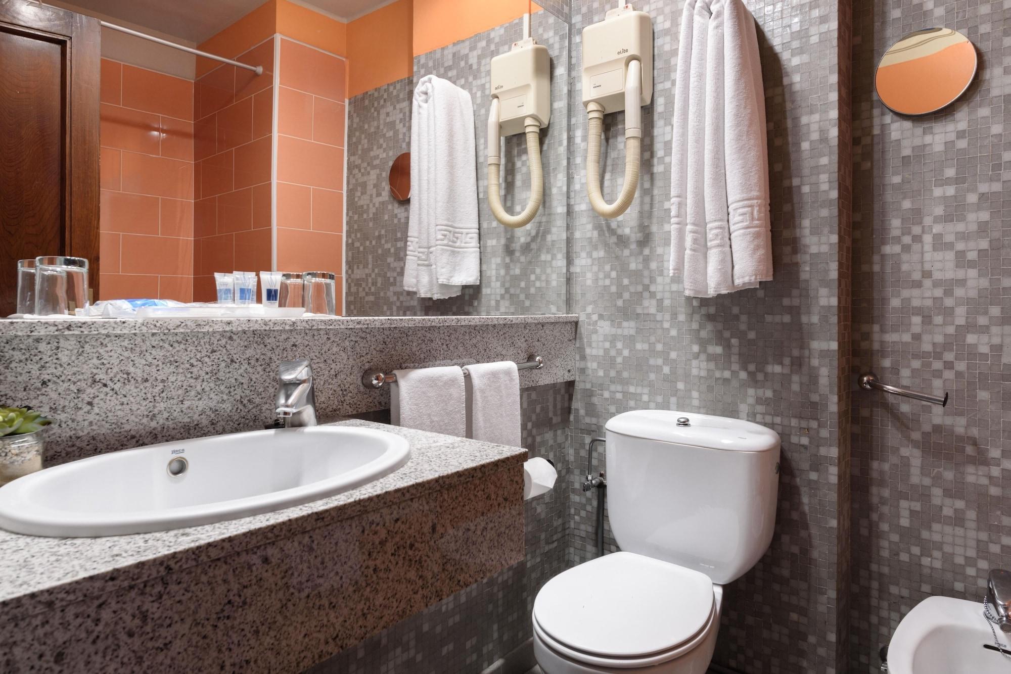 Crisol Quindós Hotel