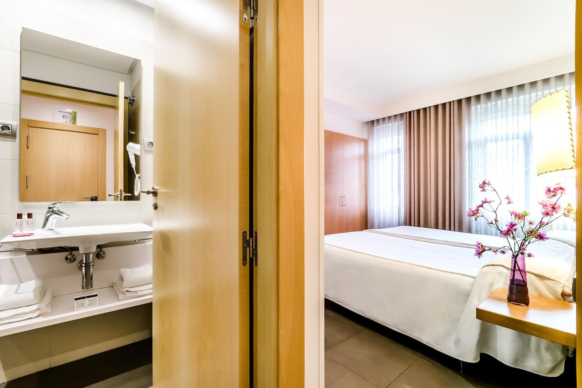 Hotel Hospedería Monástica Pax