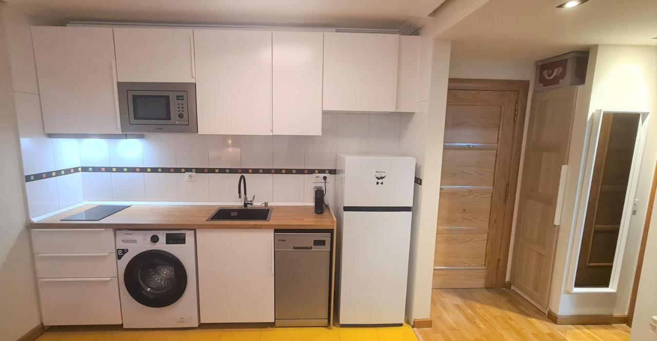 Www Goyahospitales Es Calle Peñalba Con Parking Apartamento *
