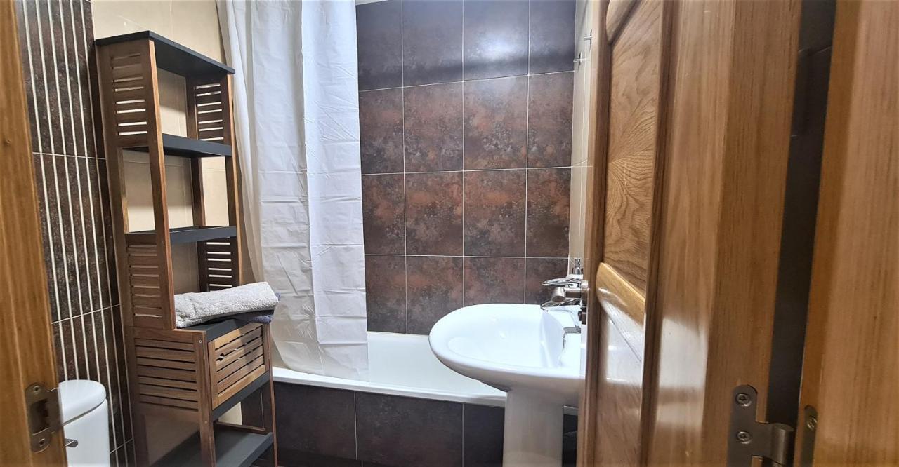 Www Goyahospitales Es Calle Peñalba Con Parking Apartamento León