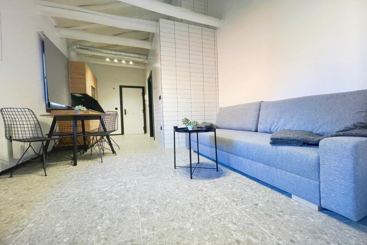 Mk77 - Lahoz Apartment Leon