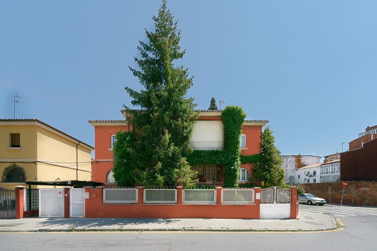 Casa Palomera - Casa Completa Con Jardín, Gimnasio Y Garaje Privados Сasa de vacaciones León