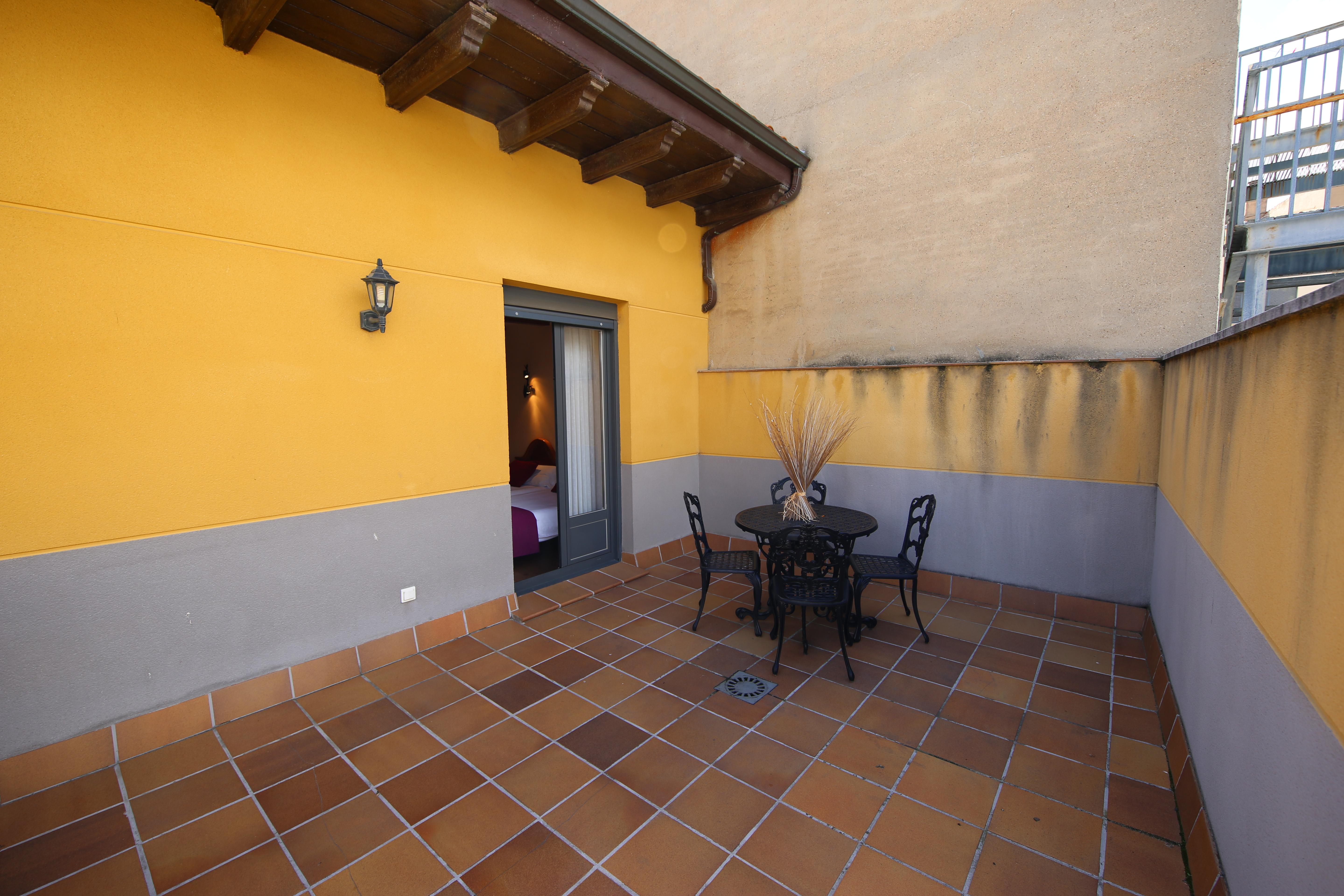 Alda Casco Antiguo Guest house 2*