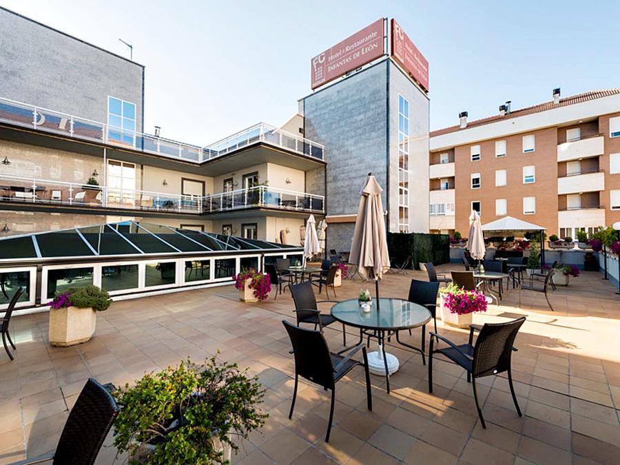 Hotel Fc Infantas De 3*