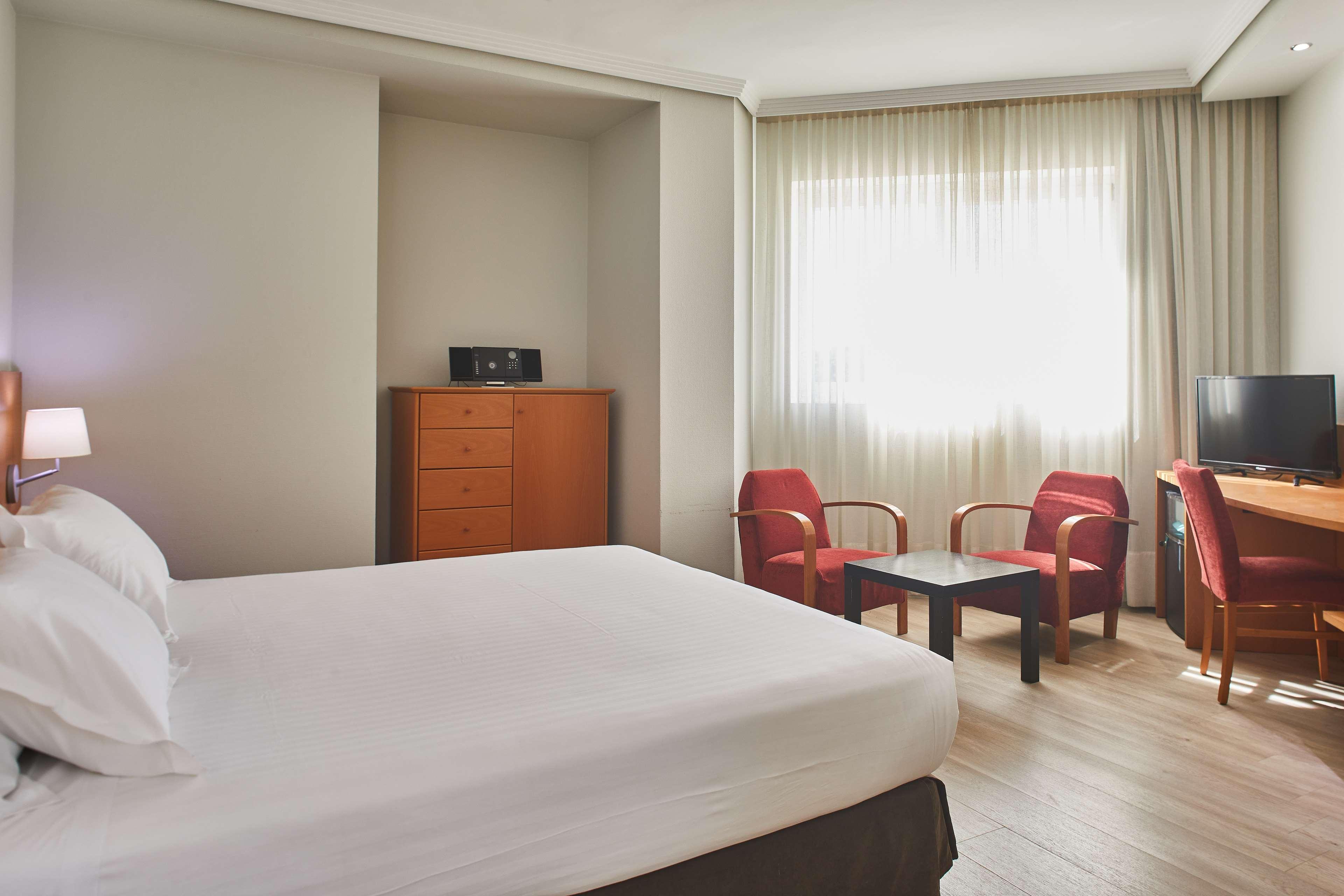 Hotel Silken Luis De