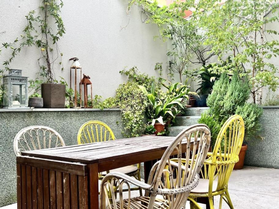 Housing Unifamiliar Con Patio A 100 Metros De La Catedral * Leon