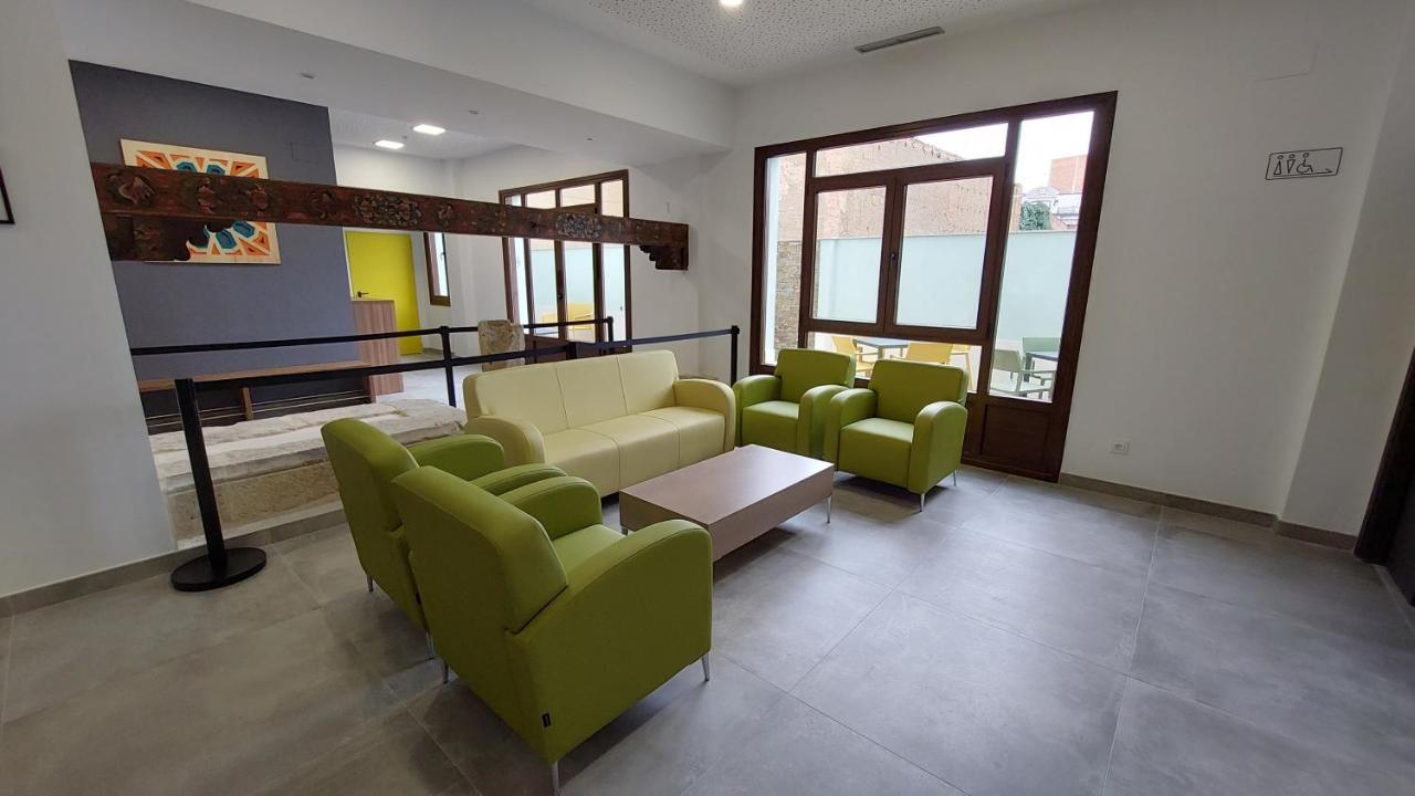 Palacio Real Hostel