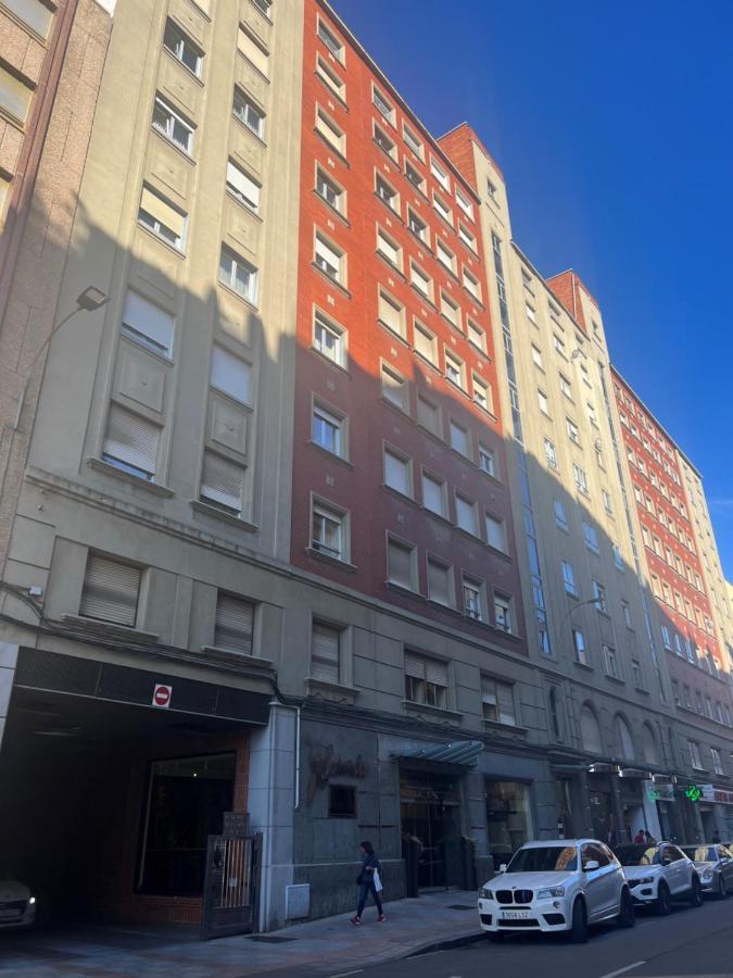 Acogedor Atico En El Centro Con Parking Bajo Reserva Apartment