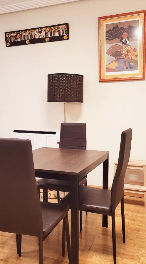 Www Goyahospitales Es Calle Peñalba Con Parking Apartamento León