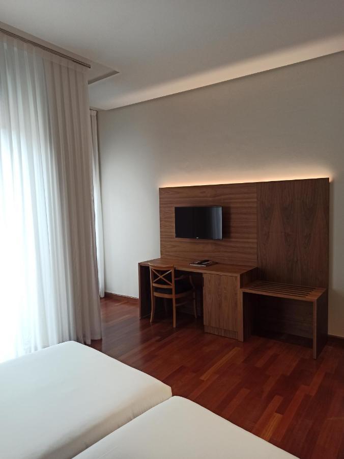 Arva Paris