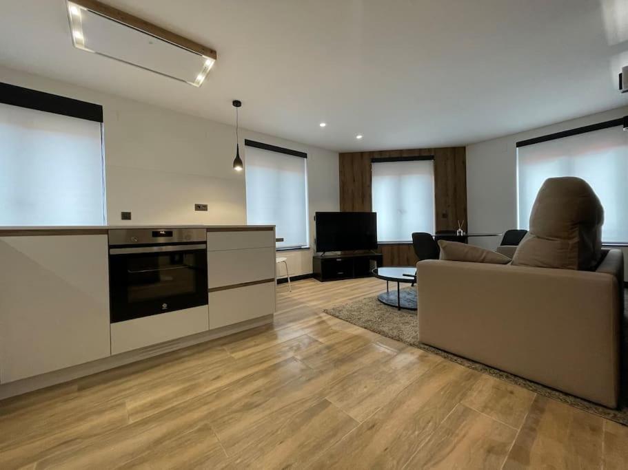 Mk77 Serrano 33 Apartment