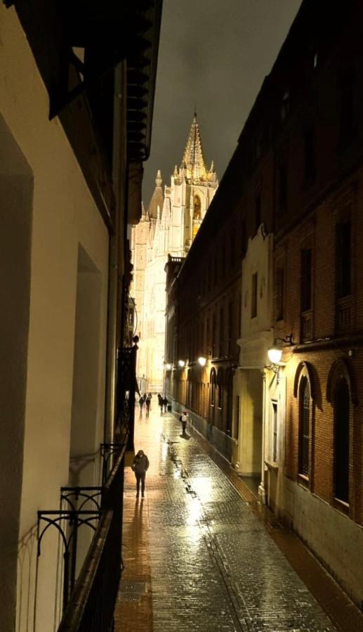Berrueta , Plaza Mayor By Albany Apartamento