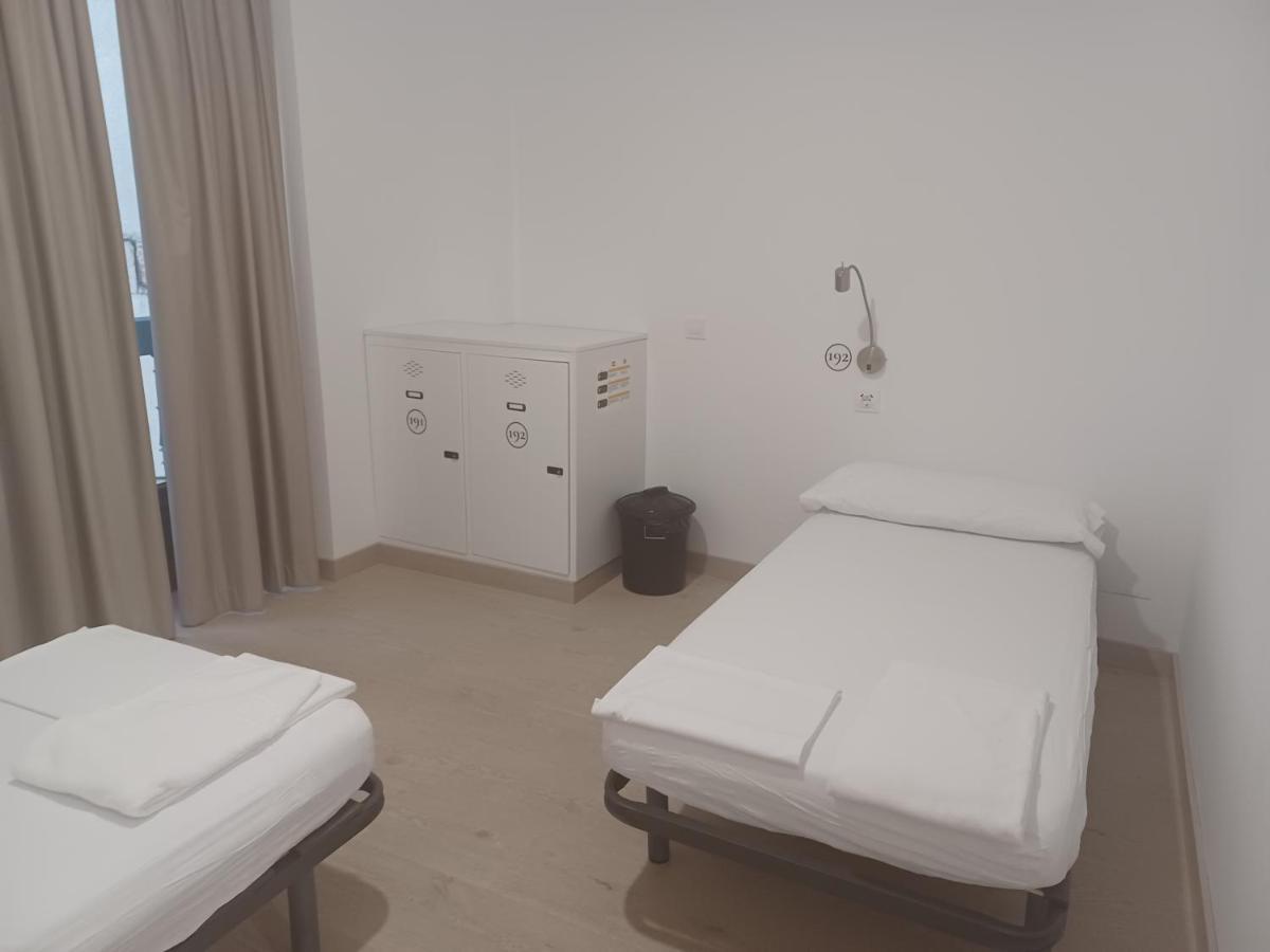 Palacio Real Hostel *