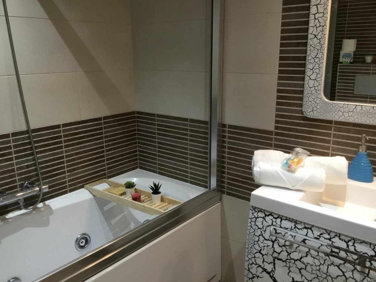 Gran Piso Alto Luzdiseno Centrico Con Garaje Apartamento