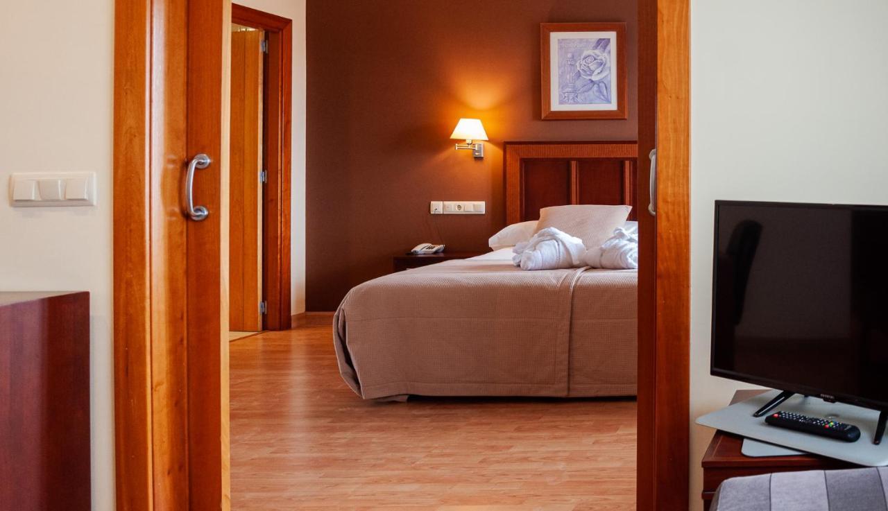Hotel Santiago 4*