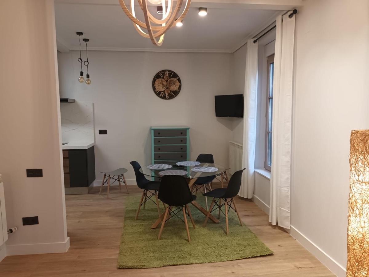 Roma 8 Apartamento *